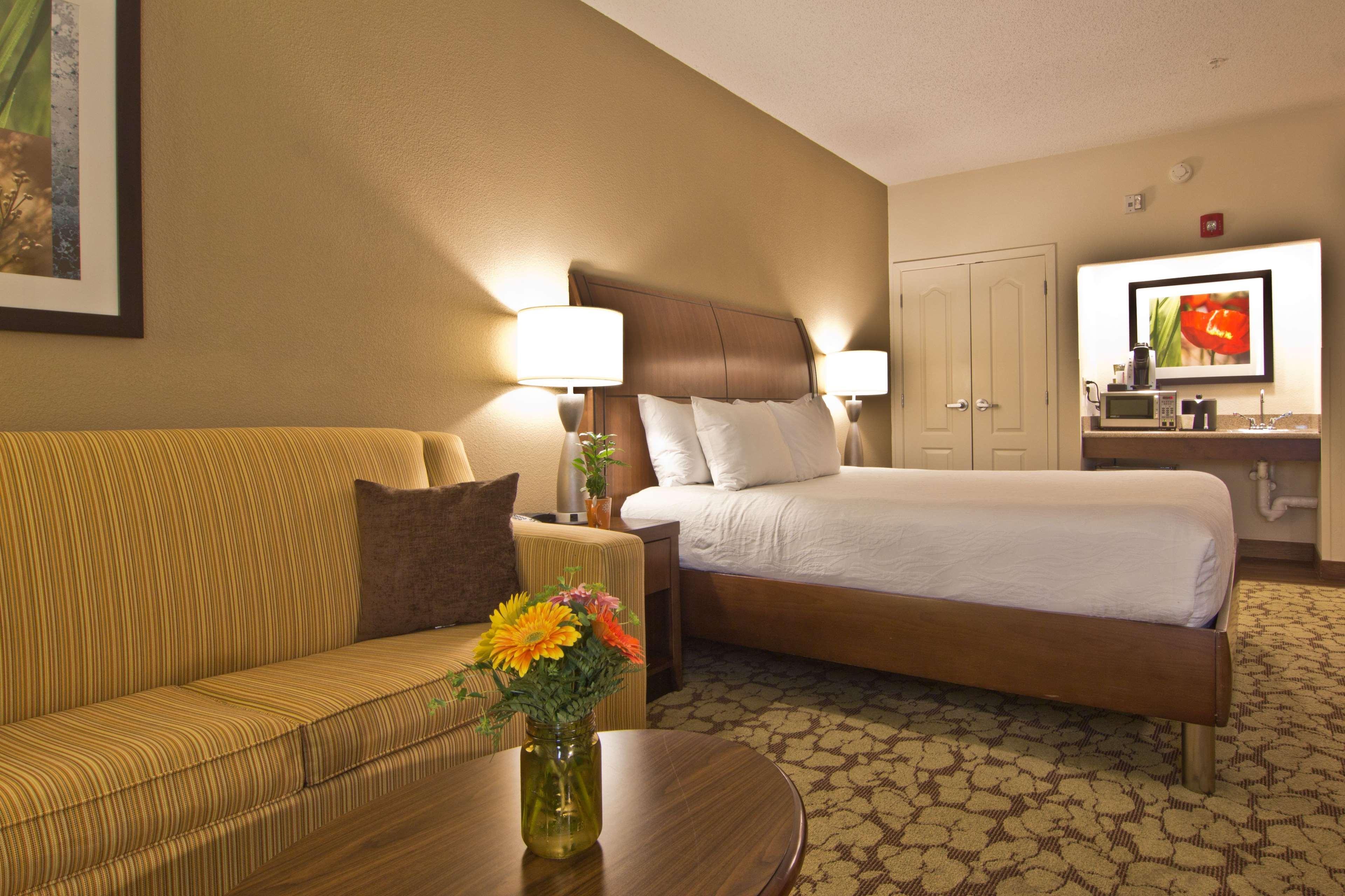 Hilton Garden Inn Columbus/גרוב סיטי מראה חיצוני תמונה