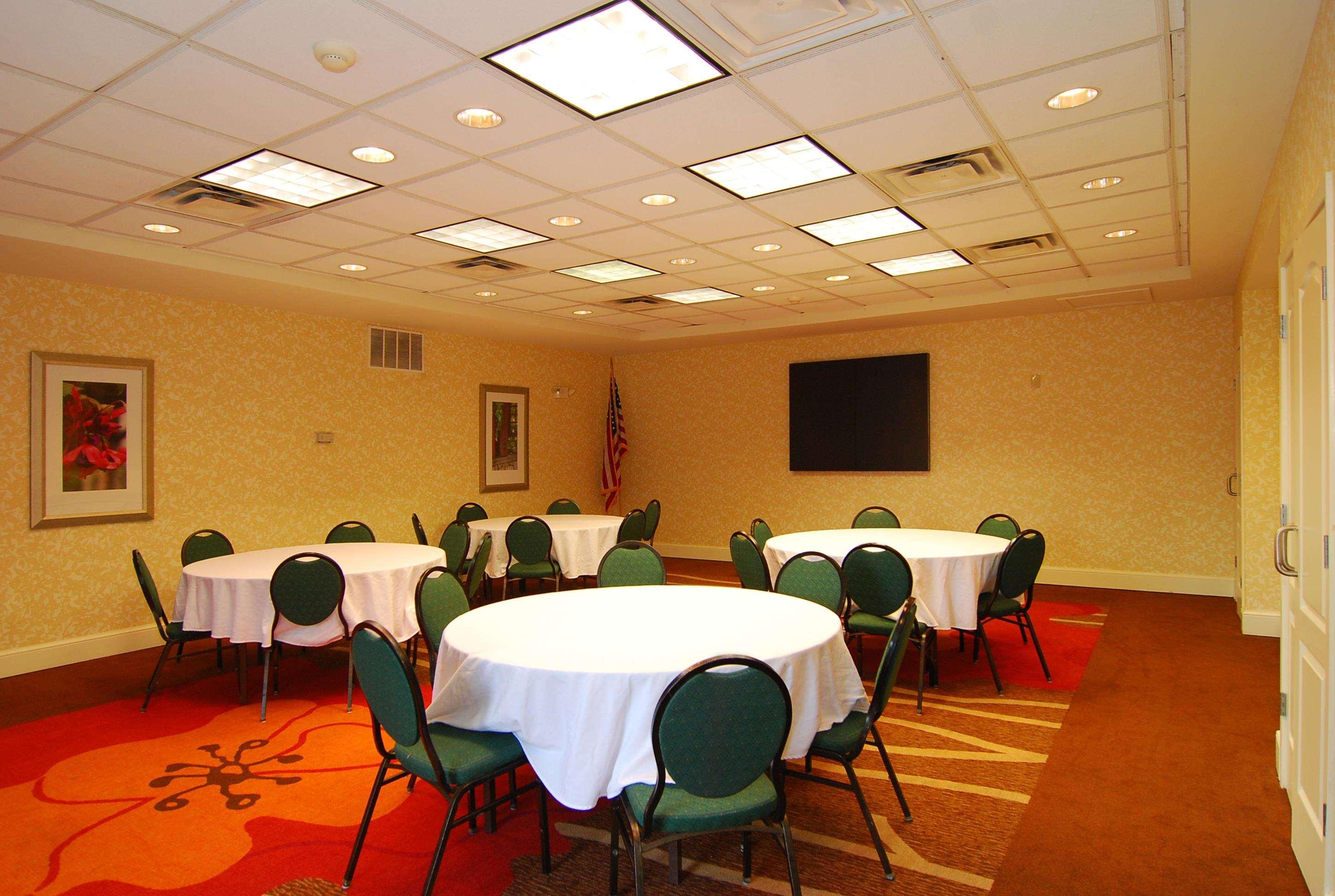 Hilton Garden Inn Columbus/גרוב סיטי מראה חיצוני תמונה