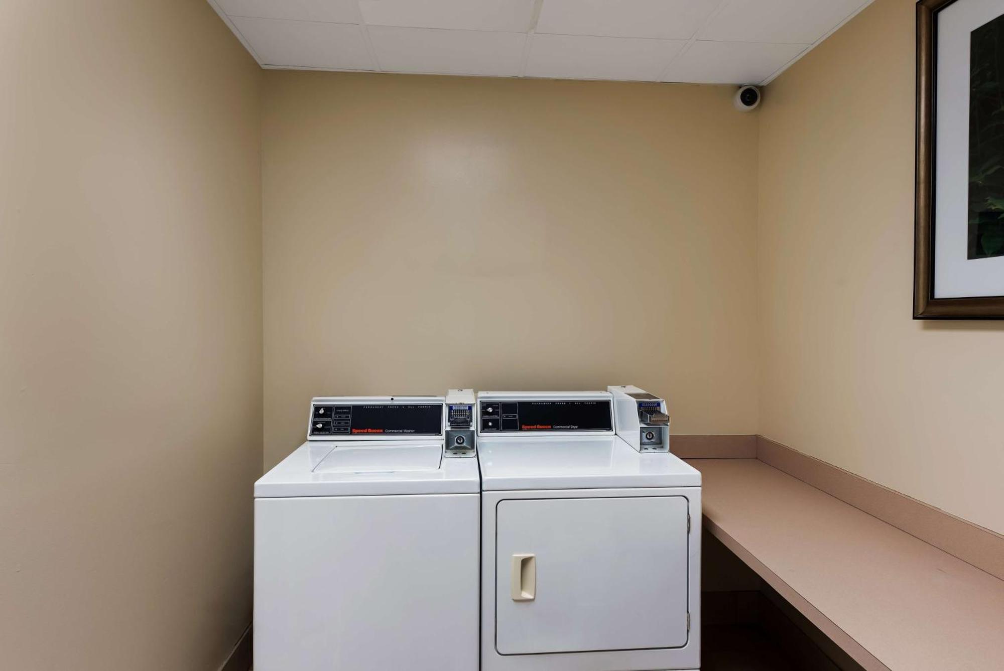 Hilton Garden Inn Columbus/גרוב סיטי מראה חיצוני תמונה